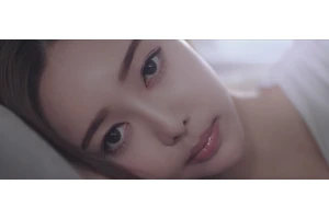 WENDY STORY: A Poetic Journey of Self-discovery Through Mirror Flowers