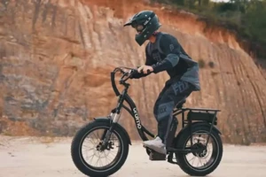 Oraimo Dual Electric Fat Bike: Coastal Off-road Short-form Video