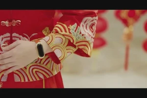 Gold Buckle: Feitianhu Smart Bracelet’s New Year Trend TVC