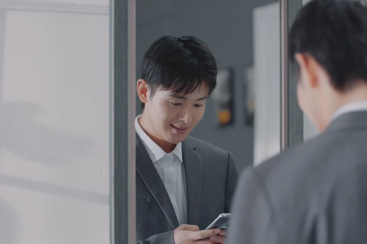 LinkedIn Short Video for Global B2B Brands: Turn People and Product Evidence into Leads