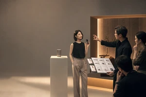 深圳品牌片制作怎么定？把品牌语气、演员状态与海外版本写进导演沟通