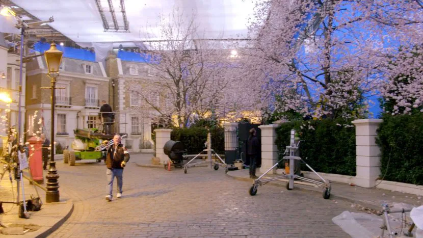 How to Keep Composition Safe Areas for Horizontal and Vertical TVC Commercials