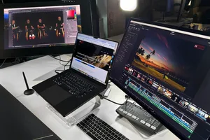 How to Capture Both On-Site Atmosphere and Product Information in Overseas Exhibition Videos