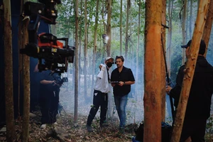 Working as a Model in China: Work Visas, Permits and Shoot-Day Checks