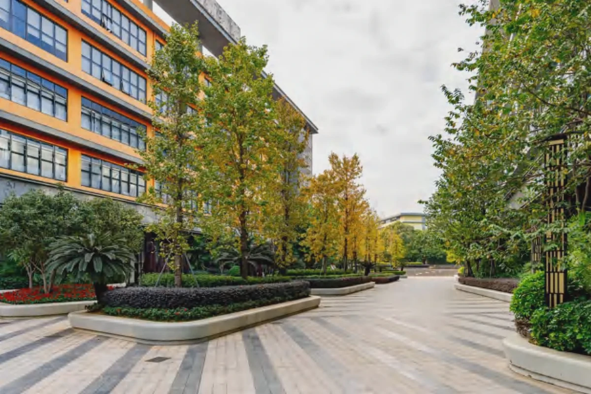 Tiantian & Xiyou · 25 · Park exteriors, Phase 1