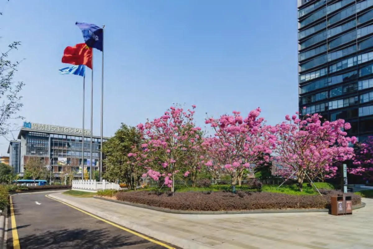 Tiantian & Xiyou · 27 · Park exteriors, Phase 3