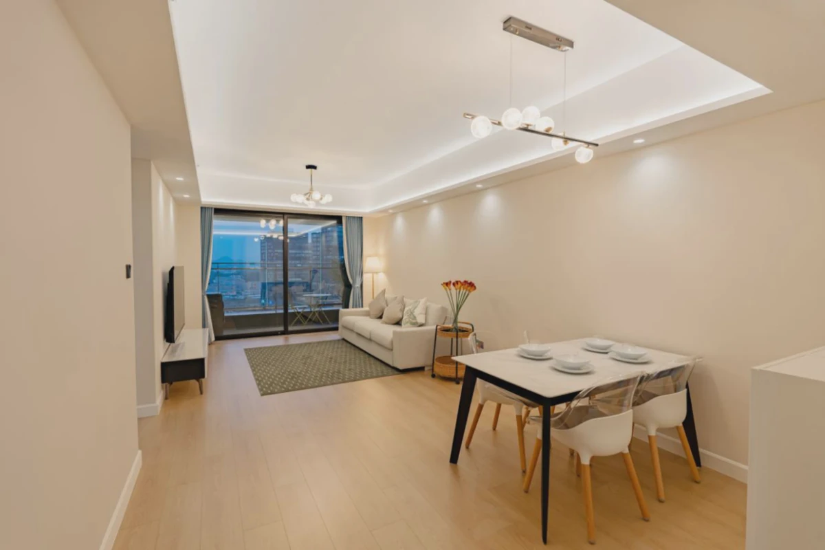 Tiantian & Xiyou · Apartment 03