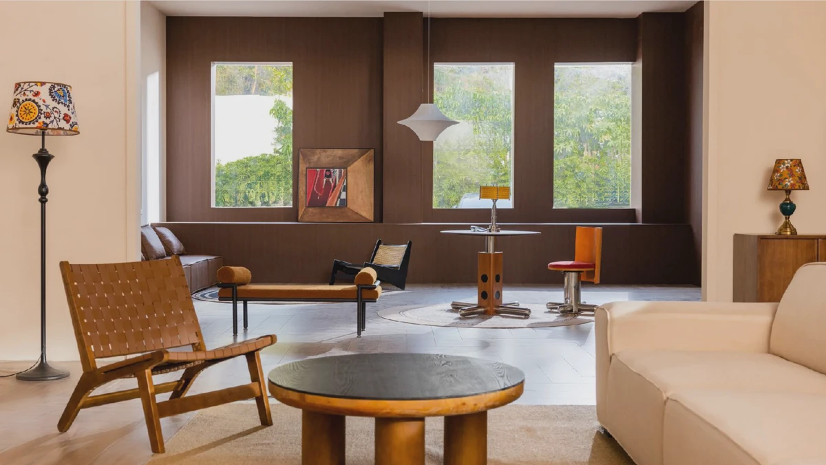 NO OT Studio · Mid-century location set