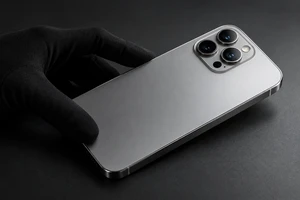 AI 手机宣传片制作：别把端侧智能拍成一团光